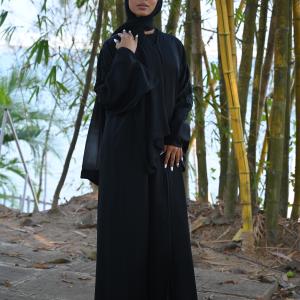 Design No,006 "Elegance Redefined: office Abaya Collection"